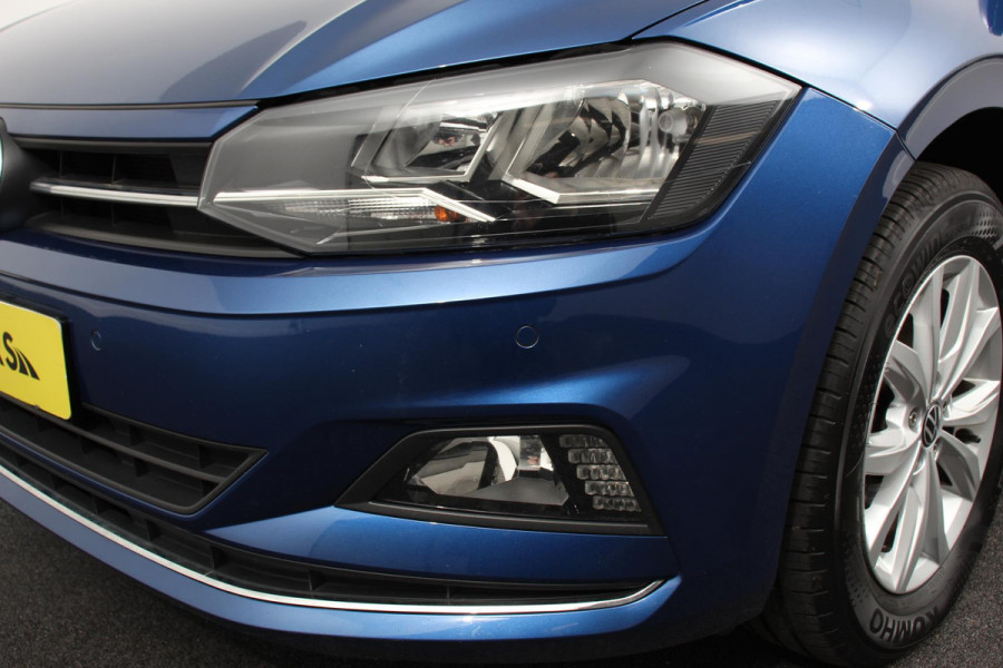 Volkswagen Polo 1.0 TSI 110 pk DSG Highline Navigatie Apple Carplay/Android Auto  Parkeersensoren  Adaptive Cruise Control  Afneembare trekhaak  Getinte ramen  Stoelverwarming  Climatronic