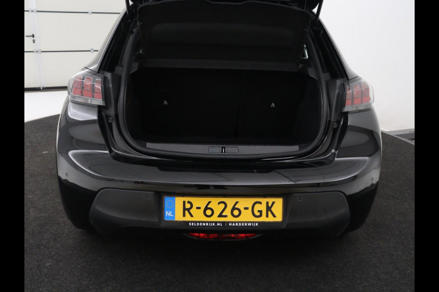 Peugeot e-208 EV Active Pack 50 kWh | SOH 94,2% | 38.400km NAP | Navigatie | Carplay | Parkeerhulp | Climate control | Bluetooth | DAB | Cruise control | Origineel NL | 1e eigenaar