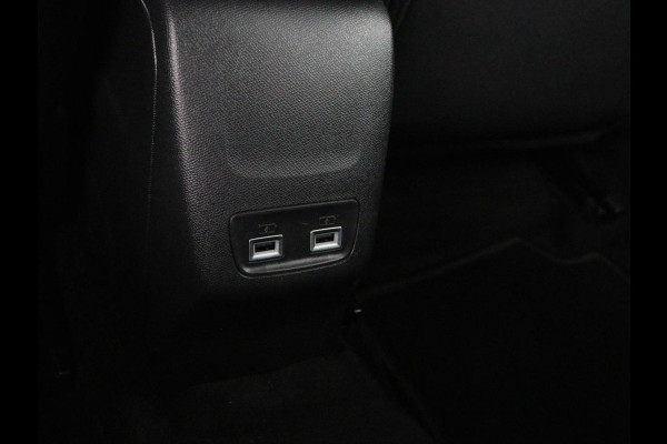 Peugeot e-208 EV Active Pack 50 kWh | SOH 94,2% | 38.400km NAP | Navigatie | Carplay | Parkeerhulp | Climate control | Bluetooth | DAB | Cruise control | Origineel NL | 1e eigenaar