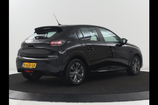 Peugeot e-208 EV Active Pack 50 kWh | SOH 94,2% | 38.400km NAP | Navigatie | Carplay | Parkeerhulp | Climate control | Bluetooth | DAB | Cruise control | Origineel NL | 1e eigenaar
