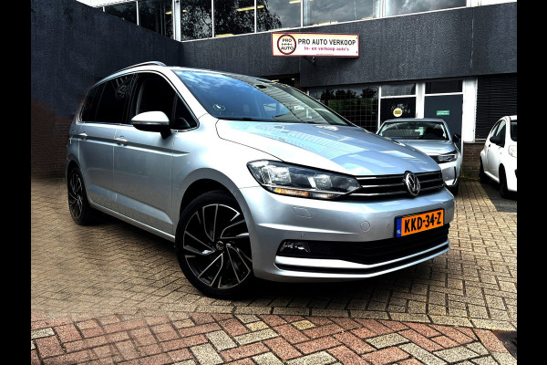 Volkswagen Touran 1.5 TSI Comfortline Business 7p Clima_ACC_Nieuw velgen en banden