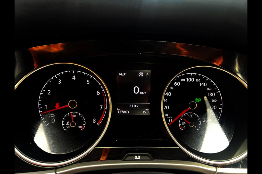 Volkswagen Touran 1.5 TSI Comfortline Business 7p Clima_ACC_Nieuw velgen en banden
