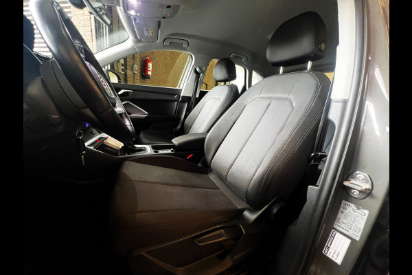 Audi Q3 40 TFSI quattro Pro Line business 20''LMV_Navi_Digitale cockpit
