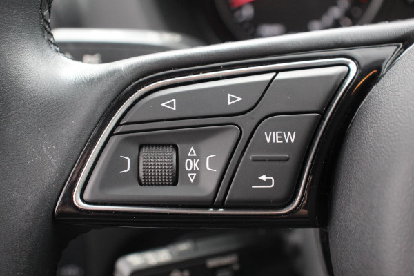 Audi Q2 35 TFSI Automaat Sport Prestige Plus Navigatie Apple Carplay/Android Auto Climatronic PDC V+A LMV Adaptive cruise control