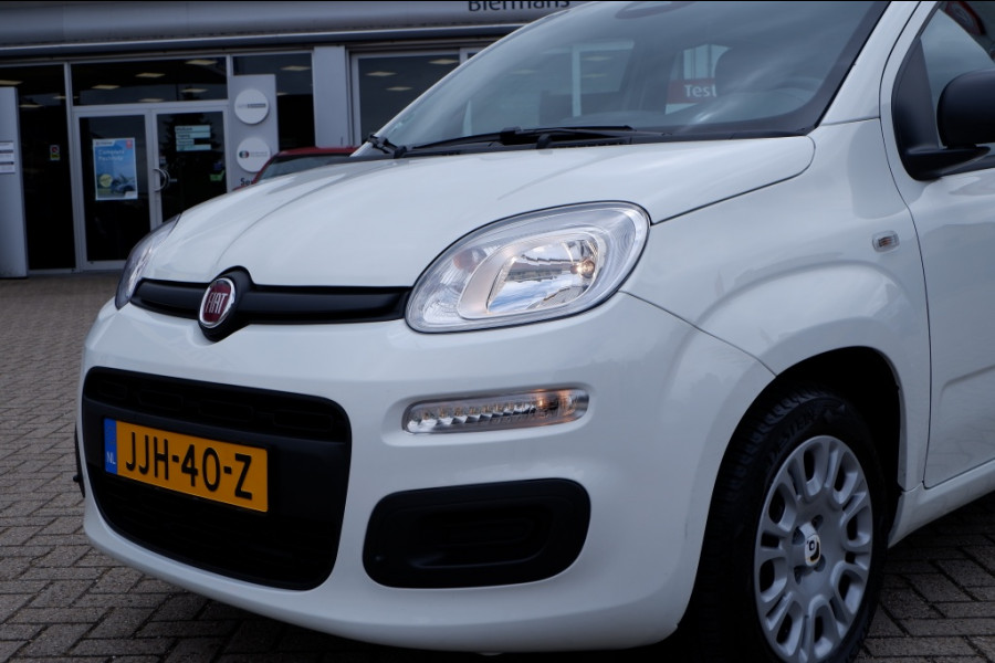 Fiat Panda 1.0 Hybrid City / INCL. 12mnd BOVAG / Parkeer-sensoren