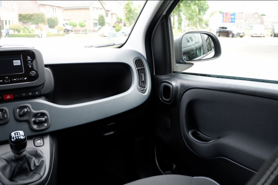 Fiat Panda 1.0 Hybrid City / INCL. 12mnd BOVAG / Parkeer-sensoren