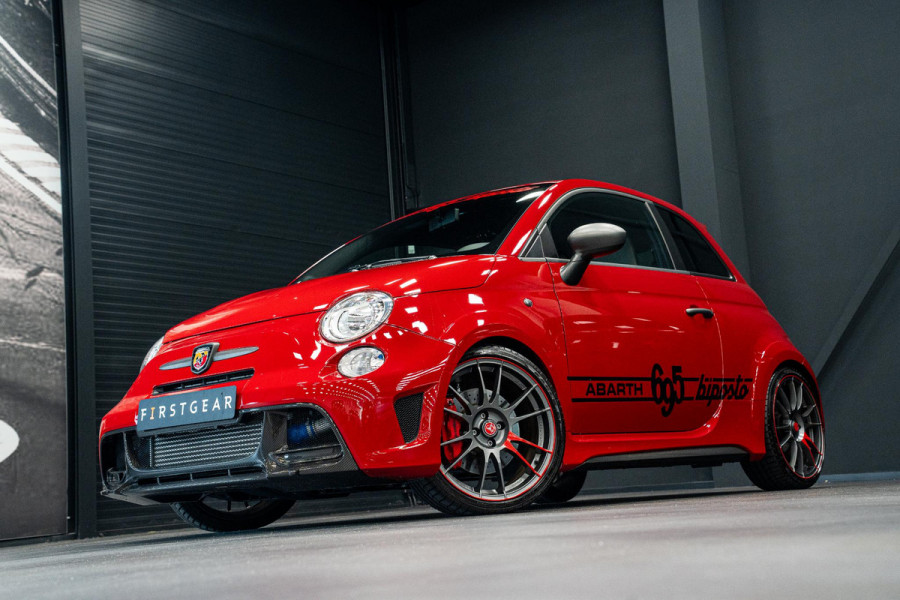 Abarth 695 Biposto  *O.Z. Lichtmetalen velgen / Akrapovic / Carbon in-exterieur / Sportstoelen / Brembo-Remmen*
