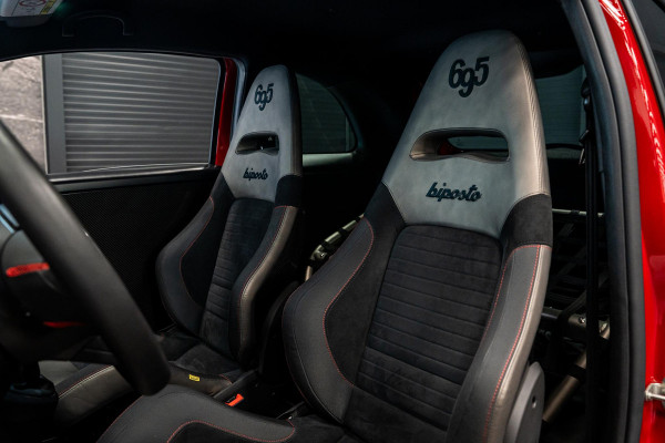 Abarth 695 Biposto  *O.Z. Lichtmetalen velgen / Akrapovic / Carbon in-exterieur / Sportstoelen / Brembo-Remmen*