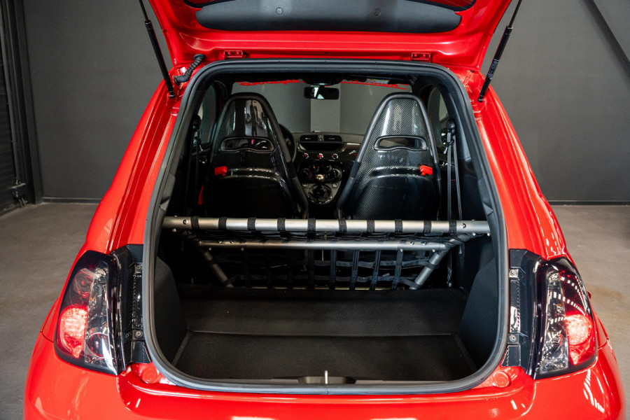 Abarth 695 Biposto  *O.Z. Lichtmetalen velgen / Akrapovic / Carbon in-exterieur / Sportstoelen / Brembo-Remmen*