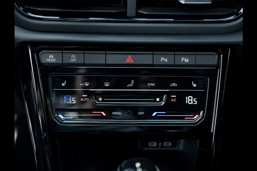 Volkswagen T-Roc 1.5 TSI R-Line Business+ | Panodak | Trekhaak afnb. | IQ Light | Side Assist | Keyless | Camera | Prijs Rijklaar!!