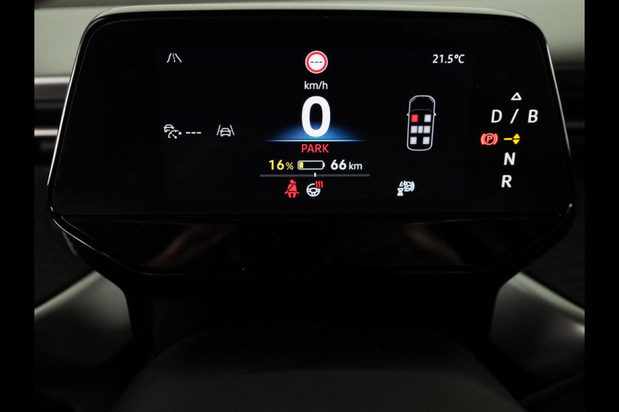 Volkswagen ID. Buzz GTX 4MOTION 86 kWh LWB 7p. 340 pk | SoH 100% | Verlengde garantie | Navigatie | Trekhaak (wegklapbaar) | Parkeersensoren (Park assist) | Achteruitrijcamera | Stoelverwarming v/a |