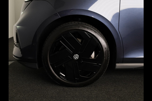 Volkswagen ID. Buzz GTX 4MOTION 86 kWh LWB 7p. 340 pk | SoH 100% | Verlengde garantie | Navigatie | Trekhaak (wegklapbaar) | Parkeersensoren (Park assist) | Achteruitrijcamera | Stoelverwarming v/a |