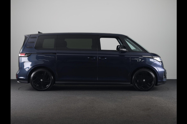 Volkswagen ID. Buzz GTX 4MOTION 86 kWh LWB 7p. 340 pk | SoH 100% | Verlengde garantie | Navigatie | Trekhaak (wegklapbaar) | Parkeersensoren (Park assist) | Achteruitrijcamera | Stoelverwarming v/a |