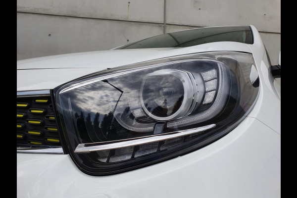 Kia Picanto 1.2 CVVT X-Line | Stoelverwarming | LED | Leder | Clima | Navi | Camera |