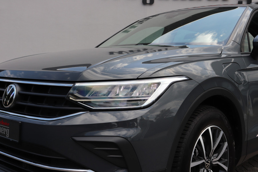 Volkswagen Tiguan 1.4 TSI eHybrid PHEV Trekhaak ACC Navi