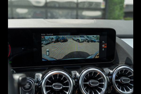 Mercedes-Benz GLA 250 4MATIC Premium AMG Line | Pano | Ambient | BTW