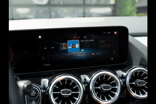 Mercedes-Benz GLA 250 4MATIC Premium AMG Line | Pano | Ambient | BTW