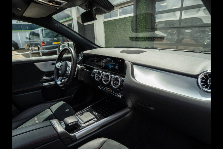 Mercedes-Benz GLA 250 4MATIC Premium AMG Line | Pano | Ambient | BTW