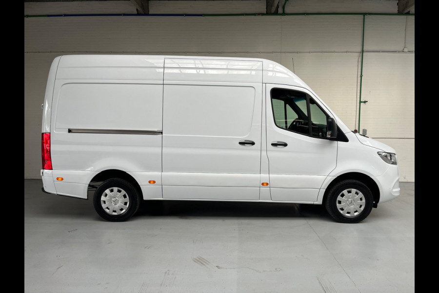 Mercedes-Benz Sprinter Automaat 316 2.2 CDI 160pk L2H2 EURO VI-D 3 persoons, M-Bux, CruiseControl, Camera, RIJKLAARPRIJS! NL-BUS