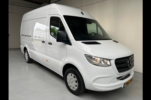 Mercedes-Benz Sprinter Automaat 316 2.2 CDI 160pk L2H2 EURO VI-D 3 persoons, M-Bux, CruiseControl, Camera, RIJKLAARPRIJS! NL-BUS