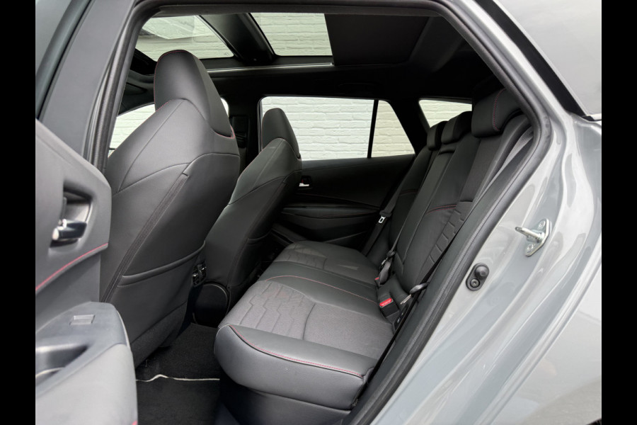 Toyota Corolla Touring Sports 2.0 Hybrid Executive | Pano | ACC | JBL | HUD | LED | DAB+ | 18 inch