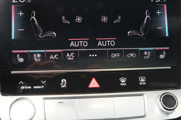 Audi Q8 50 TDI quattro Pro Line 2x S-Line - N.A.P. Airco, Cruise, Panodak, Luchtvering, Camera, Trekhaak.