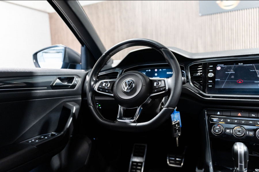Volkswagen T-Roc 2.0 TSI 4Motion DSG R-Line Pano Navi Camera