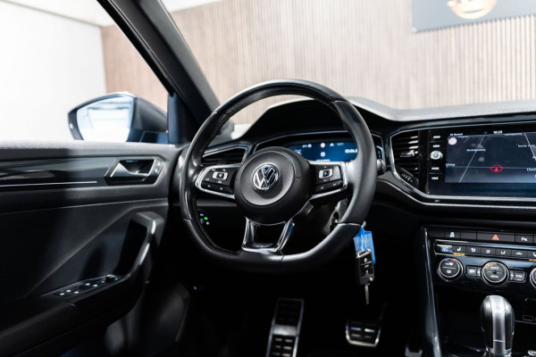 Volkswagen T-Roc 2.0 TSI 4Motion DSG R-Line Pano Navi Camera