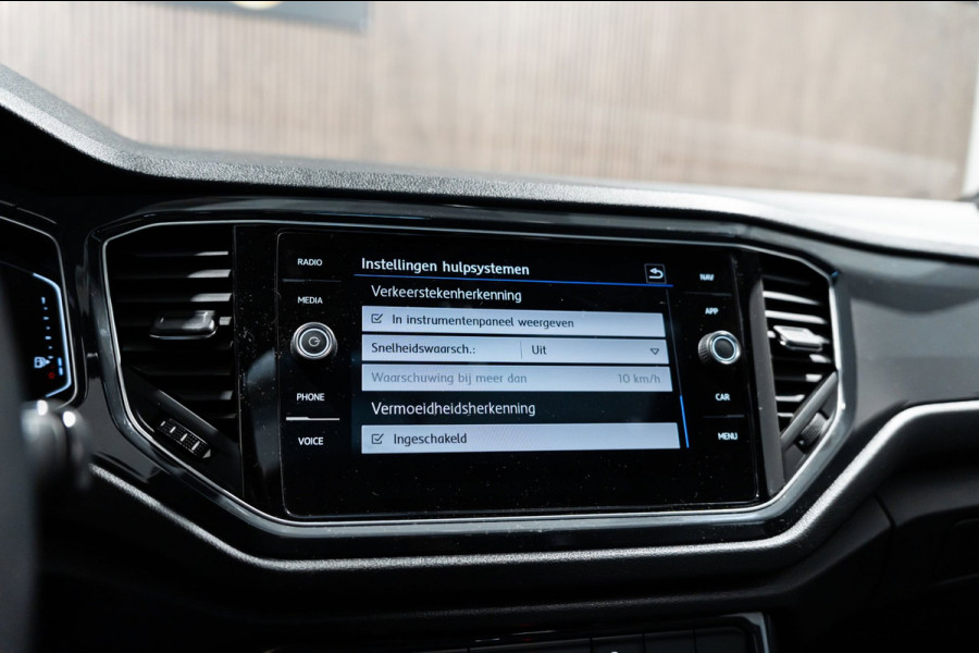 Volkswagen T-Roc 2.0 TSI 4Motion DSG R-Line Pano Navi Camera