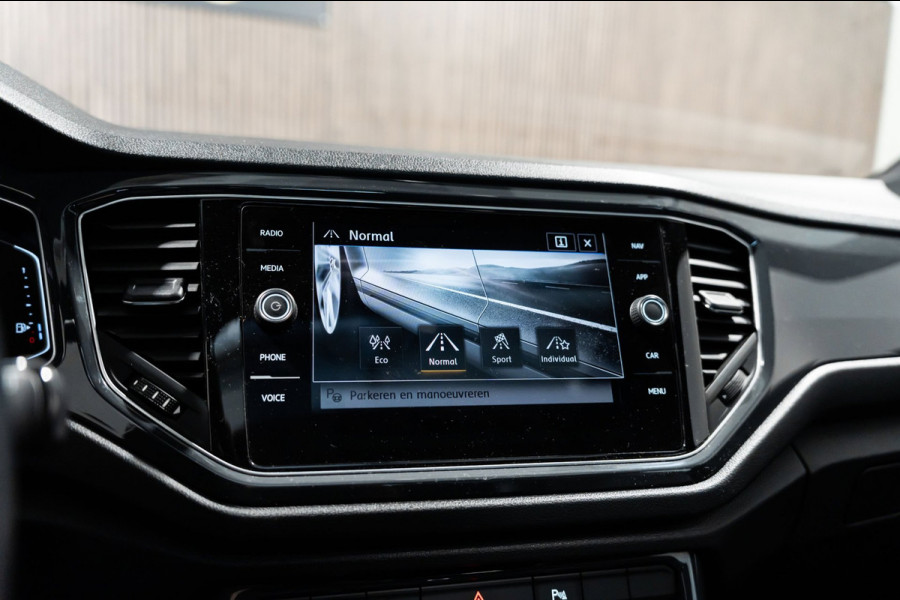 Volkswagen T-Roc 2.0 TSI 4Motion DSG R-Line Pano Navi Camera