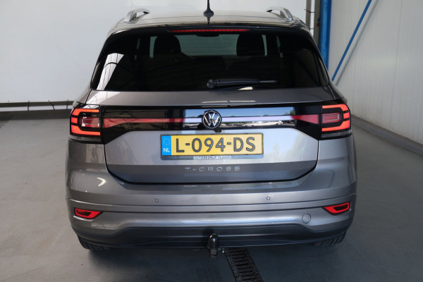Volkswagen T-Cross 1.0 TSI Style Business 2x R-Line Automaat - Airco, Cruise, Virtueel display, Camera, Carplay, Trekhaak.
