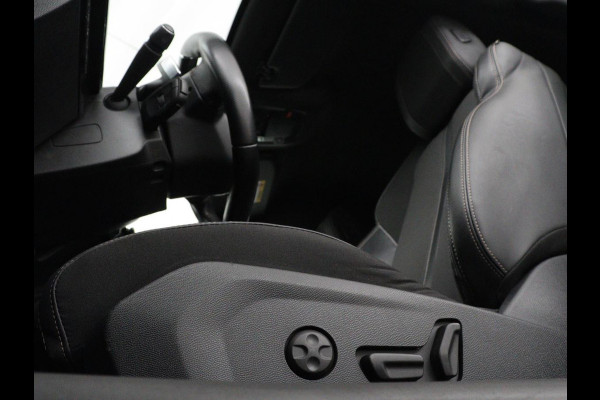 Peugeot 508 1.6 HYbrid GT | SOH 89,6% | Stoelverwarming | Trekhaak | Adaptive cruise | Camera | Carplay | Massage | Navigatie | Keyless | Full LED | Half leder | Climate control | PHEV | Plug In