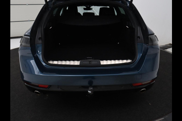 Peugeot 508 1.6 HYbrid GT | SOH 89,6% | Stoelverwarming | Trekhaak | Adaptive cruise | Camera | Carplay | Massage | Navigatie | Keyless | Full LED | Half leder | Climate control | PHEV | Plug In