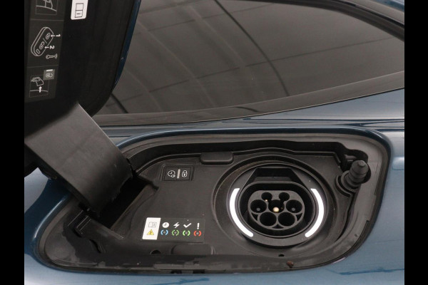 Peugeot 508 1.6 HYbrid GT | SOH 89,6% | Stoelverwarming | Trekhaak | Adaptive cruise | Camera | Carplay | Massage | Navigatie | Keyless | Full LED | Half leder | Climate control | PHEV | Plug In