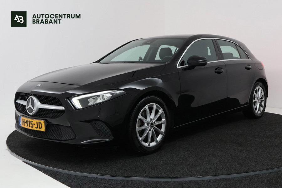 Mercedes-Benz A-Klasse 200 Business Solution AMG(Goed ondH, Navi, Parkeersen V+A, StoelV, Climate Con, Cruise Con, Etc)