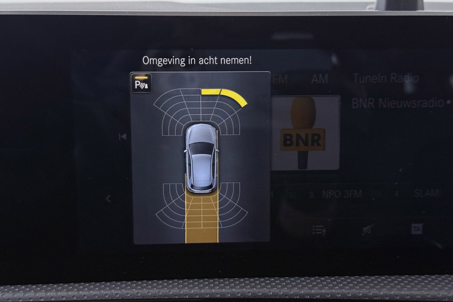 Mercedes-Benz A-Klasse 200 Business Solution AMG(Goed ondH, Navi, Parkeersen V+A, StoelV, Climate Con, Cruise Con, Etc)