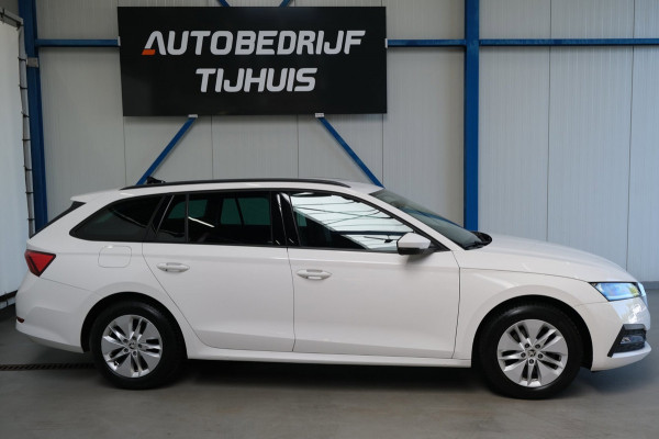 Škoda Octavia Combi 1.0 TSI Ambition - N.A.P. Airco, Cruise, Navi, PDC, Carplay, Virtual Display, Trekhaak.