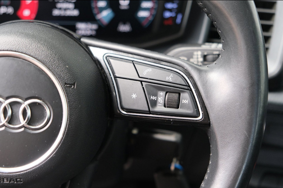 Audi A1 Sportback 30 TFSI Pro Line Automaat - N.A.P. Airco, Cruise, Navi, PDC, Carplay, Virtual Display.