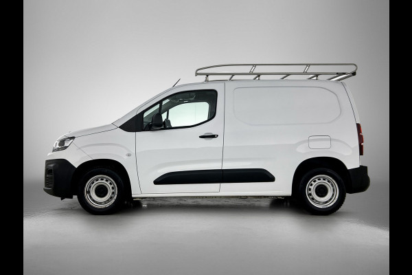 Citroën Berlingo 1.2 Benzine 111PK Euro6 / Distributie is vervangen  /Trekhaak / RVS imperiaal  / Schuifdeur / Airco / Pdc / Apk 01-2027