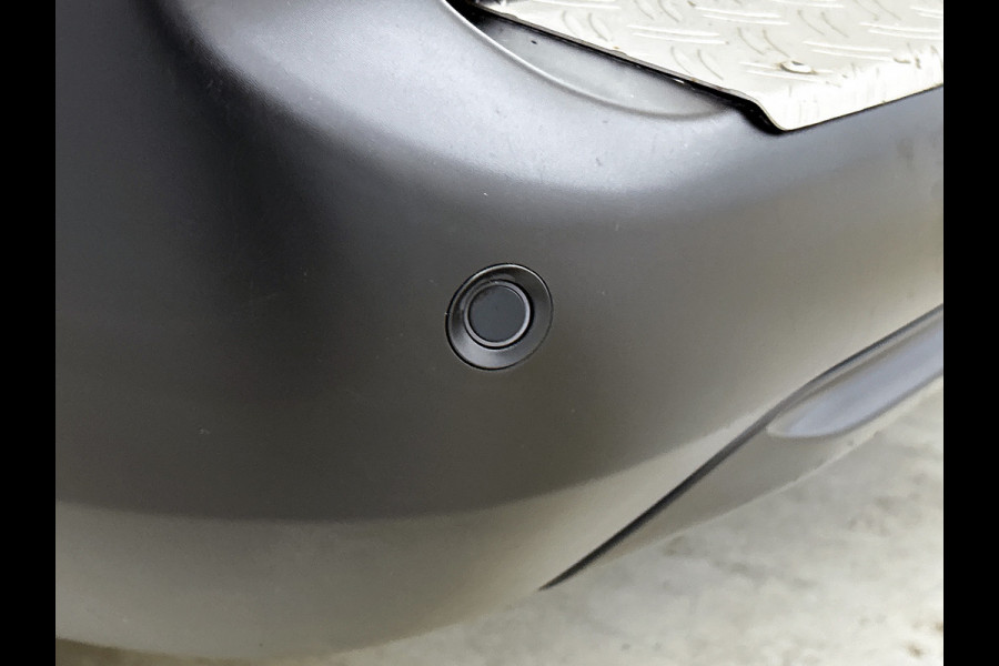 Citroën Berlingo 1.2 Benzine 111PK Euro6 / Distributie is vervangen  /Trekhaak / RVS imperiaal  / Schuifdeur / Airco / Pdc / Apk 01-2027