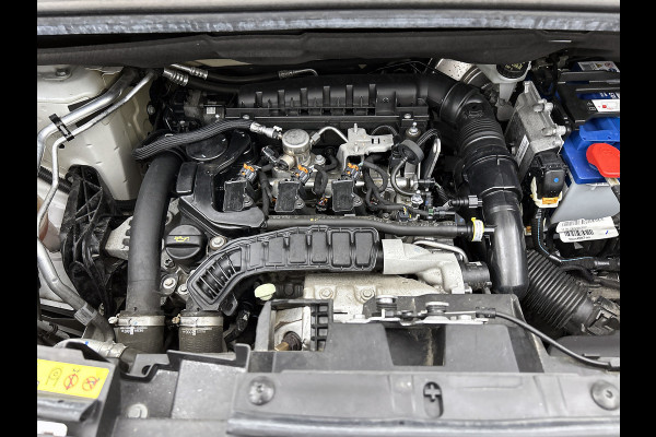 Citroën Berlingo 1.2 Benzine 111PK Euro6 / Distributie is vervangen  /Trekhaak / RVS imperiaal  / Schuifdeur / Airco / Pdc / Apk 01-2027
