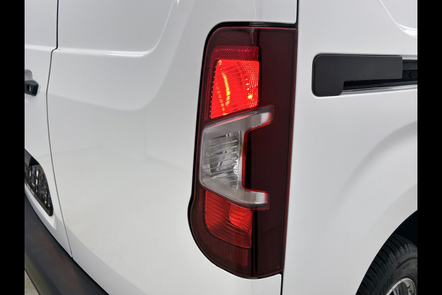 Peugeot Partner 1.2 Benzine 111PK Euro6 Premium / Airco / Navigatie / Cruise-ctr. / Schuifdeur + Raam / Radio multimedia / Apk 08-2027