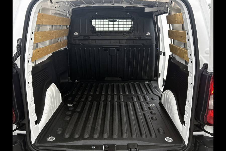 Peugeot Partner 1.2 Benzine 111PK Euro6 Premium / Airco / Navigatie / Cruise-ctr. / Schuifdeur + Raam / Radio multimedia / Apk 08-2027