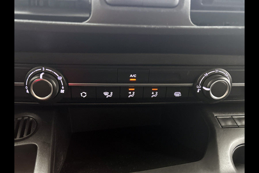Peugeot Partner 1.2 Benzine 111PK Euro6 Premium / Airco / Navigatie / Cruise-ctr. / Schuifdeur + Raam / Radio multimedia / Apk 08-2027