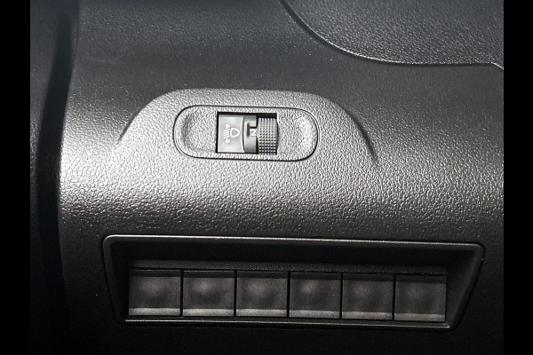 Peugeot Partner 1.2 Benzine 111PK Euro6 Premium / Airco / Navigatie / Cruise-ctr. / Schuifdeur + Raam / Radio multimedia / Apk 08-2027
