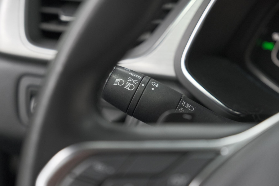Renault Captur TCe 130 EDC Intens | Trekhaak | 360 Camera | Dodehoekdetectie | Groot Infotainmentscherm