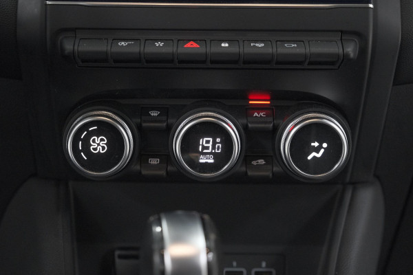 Renault Captur TCe 130 EDC Intens | Trekhaak | 360 Camera | Dodehoekdetectie | Groot Infotainmentscherm