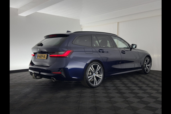 BMW 3 Serie Touring 320e Business Edition Plus (Plug-in) (INCL-BTW) Aut. *PANO | LASER-LED | LEATHER | HEATED-SPORTSEATS | HIFI-SOUND | KEYLESS | DIGI-COCKPIT | NAVI-FULLMAP | DAB | AMBIENTLIGHT | PRIVACY-GLASS | ECC | PDC | CRUISE | TOWBAR | 19''A