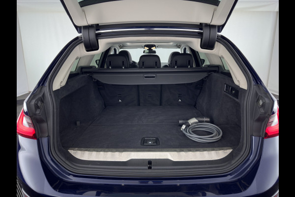 BMW 3 Serie Touring 320e Business Edition Plus (Plug-in) (INCL-BTW) Aut. *PANO | LASER-LED | LEATHER | HEATED-SPORTSEATS | HIFI-SOUND | KEYLESS | DIGI-COCKPIT | NAVI-FULLMAP | DAB | AMBIENTLIGHT | PRIVACY-GLASS | ECC | PDC | CRUISE | TOWBAR | 19''A