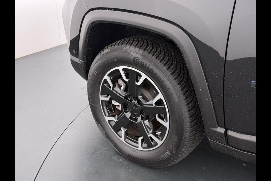 Jeep Compass 4xe 240 Plug-in Hybrid Electric Trailhawk VAN: 31.900,- VOOR: 28.877,- UW WKVOORDEEL: 3.023,- | 1.3 Plug-In Hybrid | 4WD PHEV | ADAPTIVE CRUISE CONTROL | ACHTERUIT RIJ CAMERA | 20.000KM |